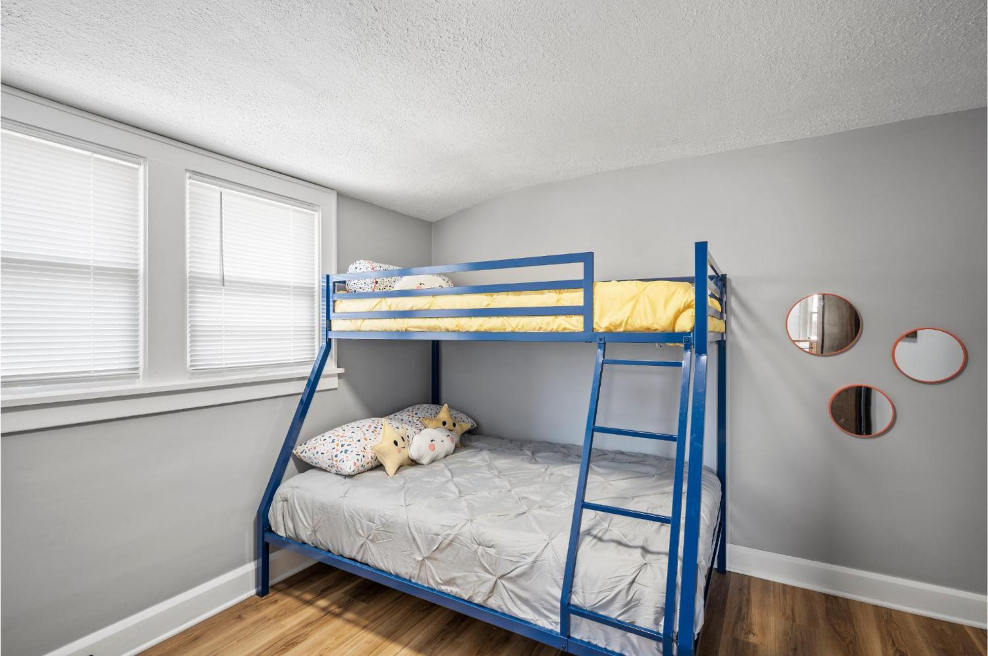 Amazing Parma Home King Bed Full Office Room Екстер'єр фото